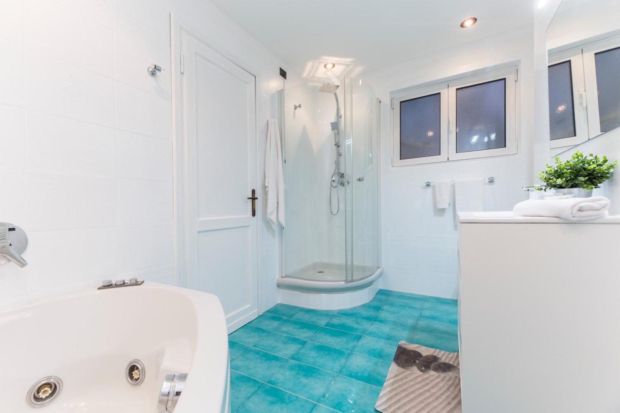 Casaviva - Elegant Bilo With Shared Pool In Nervi Appartamento